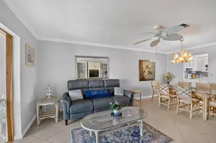701 SW Lake Ct, Boynton Beach, FL 33426 - Photo 13