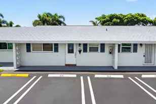 701 SW Lake Ct, Boynton Beach, FL 33426 - Photo 1