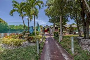 7 Crossings Cir, Boynton Beach, FL 33435 - Photo 25