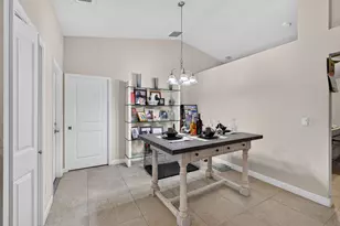 1016 Cheryl Rd, Haverhill, FL 33417 - Photo 11