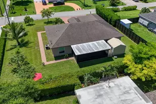 1016 Cheryl Rd, Haverhill, FL 33417 - Photo 67