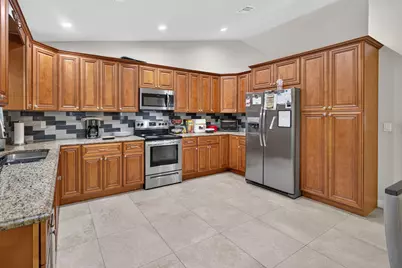 1016 Cheryl Road, Haverhill, FL 33417 - Photo 21