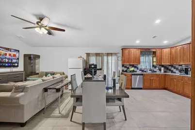 1016 Cheryl Road, Haverhill, FL 33417 - Photo 23