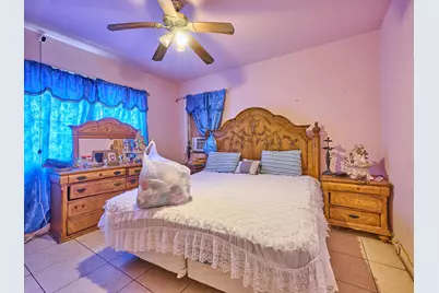 499 NE 64th Street, Miami, FL 33138 - Photo 23