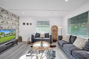 251 NE 17th St, Delray Beach, FL 33444 - Photo 3