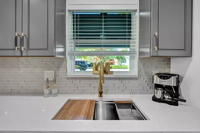 251 NE 17th Street, Delray Beach, FL 33444 - Photo 7