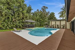 10831 SW 51st Ct, Davie, FL 33328 - Photo 43