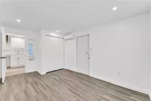 4917 SW 43rd Terrace, Dania Beach, FL 33314 - Photo 3