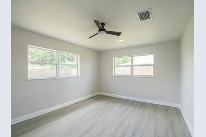 375 Manly Avenue, Sebastian, FL 32958 - Photo 17