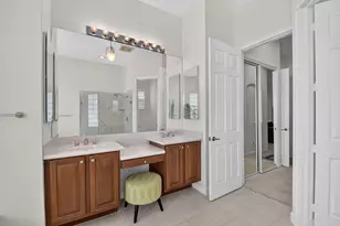 9574 Lantern Bay Cir, West Palm Beach, FL 33411 - Photo 21
