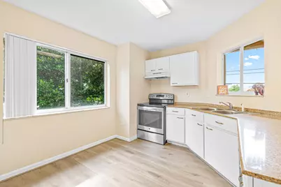 900 Scotia Drive #206, Hypoluxo, FL 33462 - Photo 13