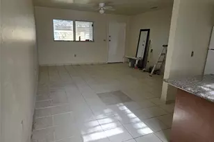 1560 NE 111th St, Miami, FL 33161 - Photo 15