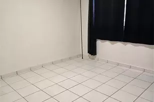 1560 NE 111th St, Miami, FL 33161 - Photo 11