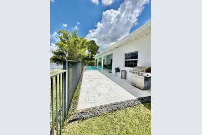 120 Saratoga Boulevard W, Royal Palm Beach, FL 33411 - Photo 41