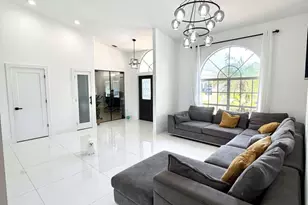 120 Saratoga Blvd W, Royal Palm Beach, FL 33411 - Photo 5