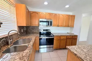 3324 SE Jefferson St, Stuart, FL 34997 - Photo 3