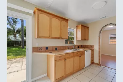 819 SW Amethist Terrace, Port Saint Lucie, FL 34953 - Photo 3