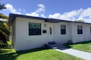 245 NE 1st Terrace, Dania Beach, FL 33004 - Photo 1