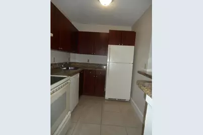 10773 Cleary Boulevard #110, Plantation, FL 33324 - Photo 3