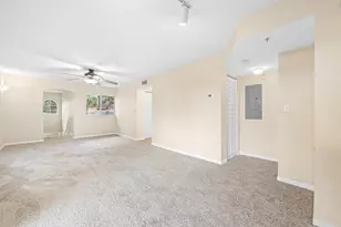 900 Scotia Dr, Hypoluxo, FL 33462 - Photo 9