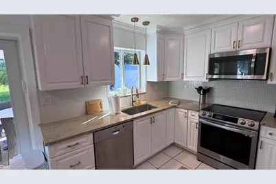 13 SW 13th Street, Deerfield Beach, FL 33441 - Photo 13