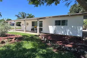 13 SW 13th St, Deerfield Beach, FL 33441 - Photo 1