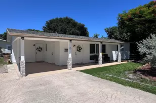 13 SW 13th St, Deerfield Beach, FL 33441 - Photo 5