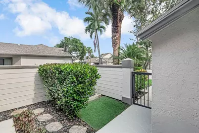 1911 Landings Boulevard, Greenacres, FL 33413 - Photo 7