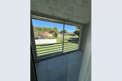5515 N Lakewood Circle N #124, Margate, FL 33063 - Photo 3