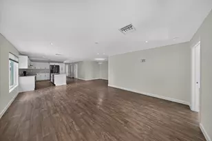 410 NE 34th St, Oakland Park, FL 33334 - Photo 17