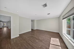 410 NE 34th St, Oakland Park, FL 33334 - Photo 19