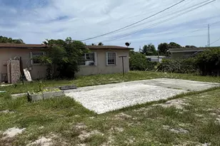 1310 11th St, West Palm Beach, FL 33401 - Photo 13