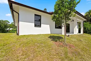 2356 30th Ave SW, Vero Beach, FL 32968 - Photo 37