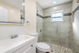 3914 Serubi Ave, Palm Springs, FL 33461 - Photo 9