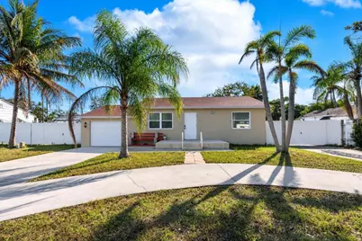3914 Serubi Avenue, Palm Springs, FL 33461 - Photo 1
