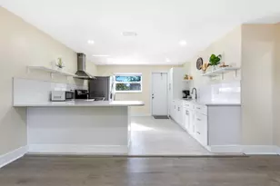3914 Serubi Ave, Palm Springs, FL 33461 - Photo 3