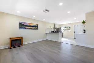 3914 Serubi Ave, Palm Springs, FL 33461 - Photo 5