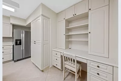 129 Alhambra Place, West Palm Beach, FL 33405 - Photo 13
