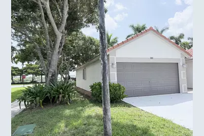 1975 Oak Berry Circle, Wellington, FL 33414 - Photo 5
