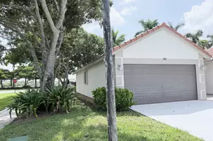 1975 Oak Berry Cir, Wellington, FL 33414 - Photo 5