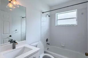 1975 Oak Berry Cir, Wellington, FL 33414 - Photo 13