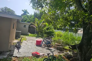 6134 Hogan Creek Rd, Margate, FL 33063 - Photo 17