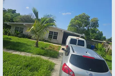 6134 Hogan Creek Road, Margate, FL 33063 - Photo 3