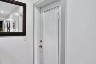 2903 Victoria Cir, Coconut Creek, FL 33066 - Photo 13