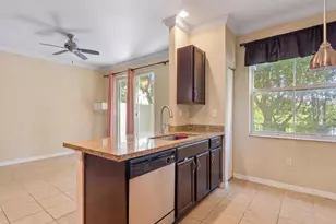 301 Lake Monterey Cir, Boynton Beach, FL 33426 - Photo 15