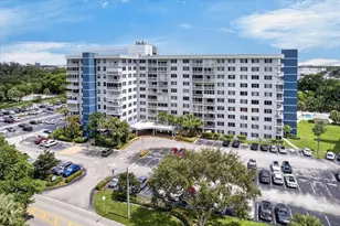 4200 Hillcrest Dr, Hollywood, FL 33021 - Photo 1