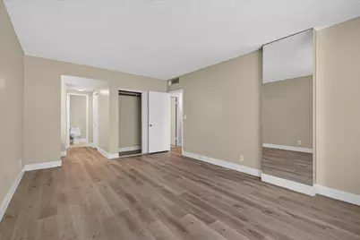 4200 Hillcrest Drive, Hollywood, FL 33021 - Photo 23