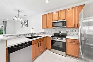 3105 NW 25th Terrace, Oakland Park, FL 33309 - Photo 5