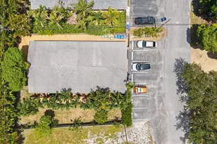 2117 NE 14th Ave, Wilton Manors, FL 33305 - Photo 5