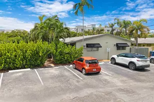 2117 NE 14th Ave, Wilton Manors, FL 33305 - Photo 1